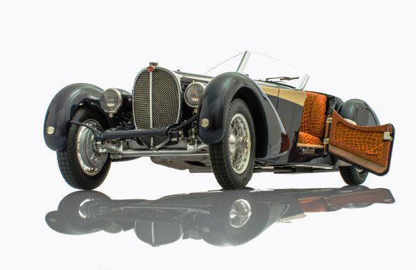 Bugatti 57 SC Corsica Coupe 1938 CMC 1:18
