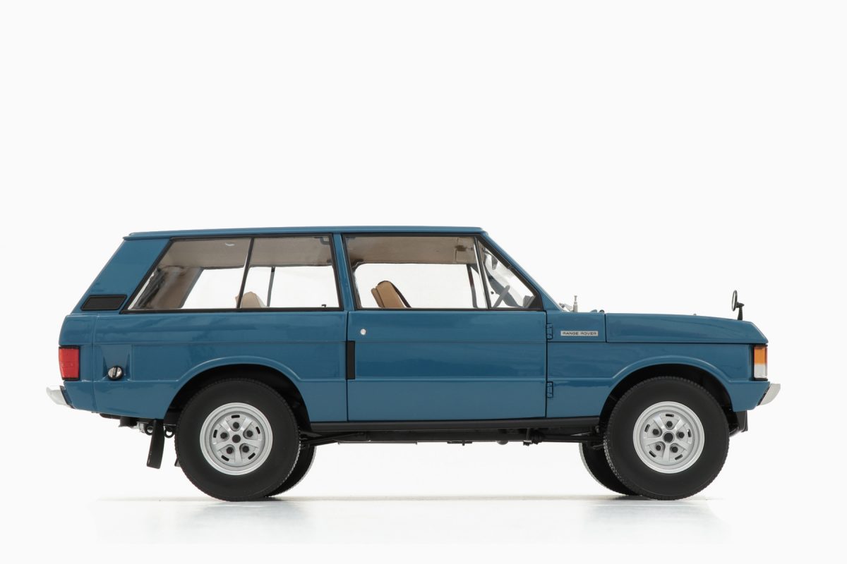 Land Rover Range Rover 1970 Tuscan Blue 1:18 by Almost Real