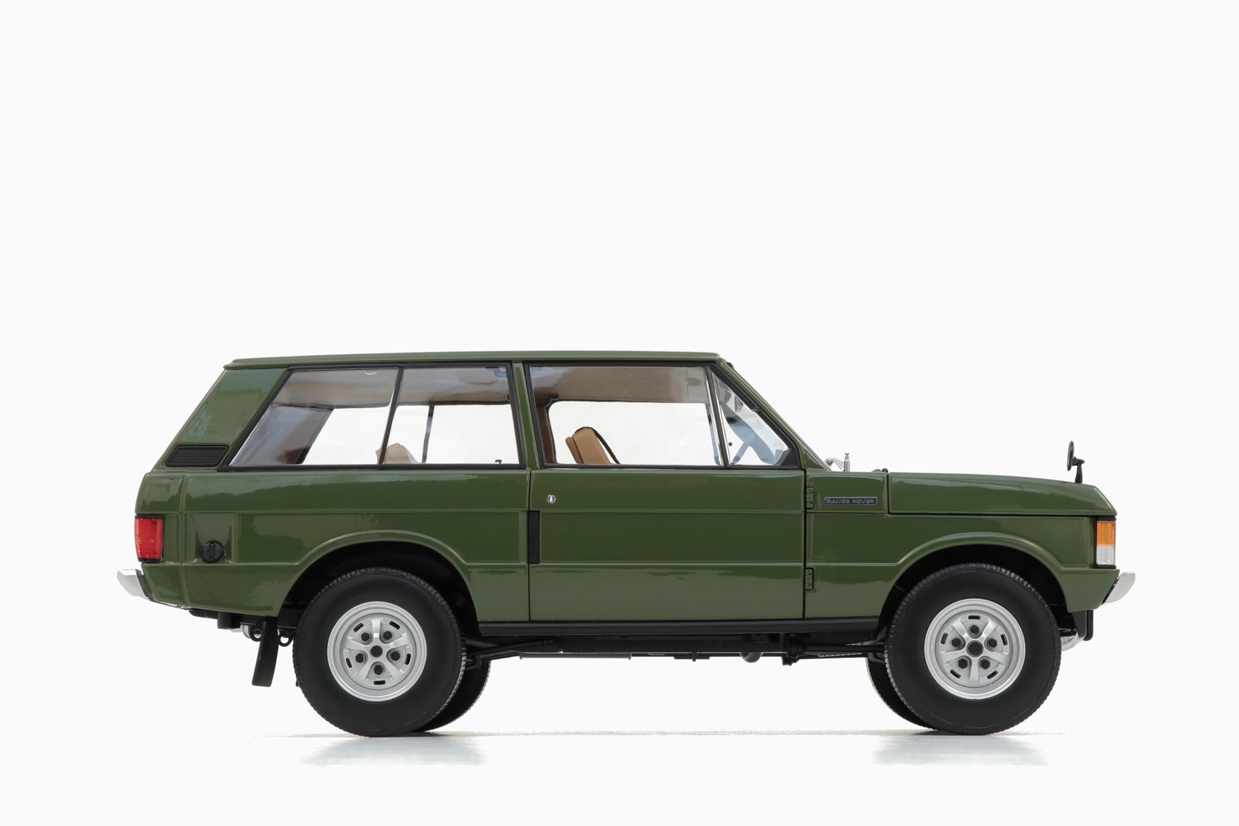Land Rover Range Rover 1970 1:18 Green Almost Real