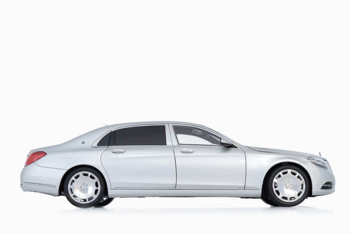 Mercedes-Maybach-S-Class-silver-3-2