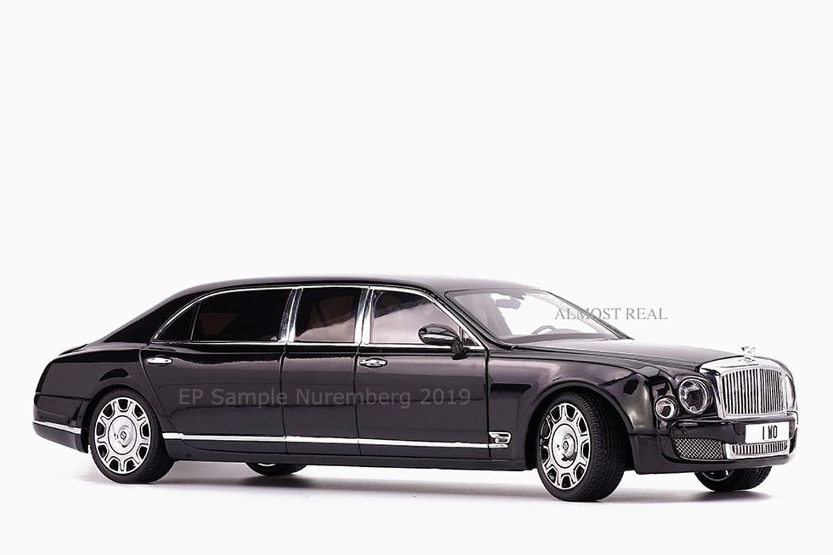 Bentley Mulsanne Grand Limousine by Mulliner - black 1:18 Almost Real