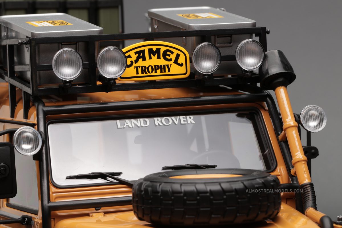 Land Rover Defender 90 “Camel Trophy” Borneo 1985 1:18 by Almost Real