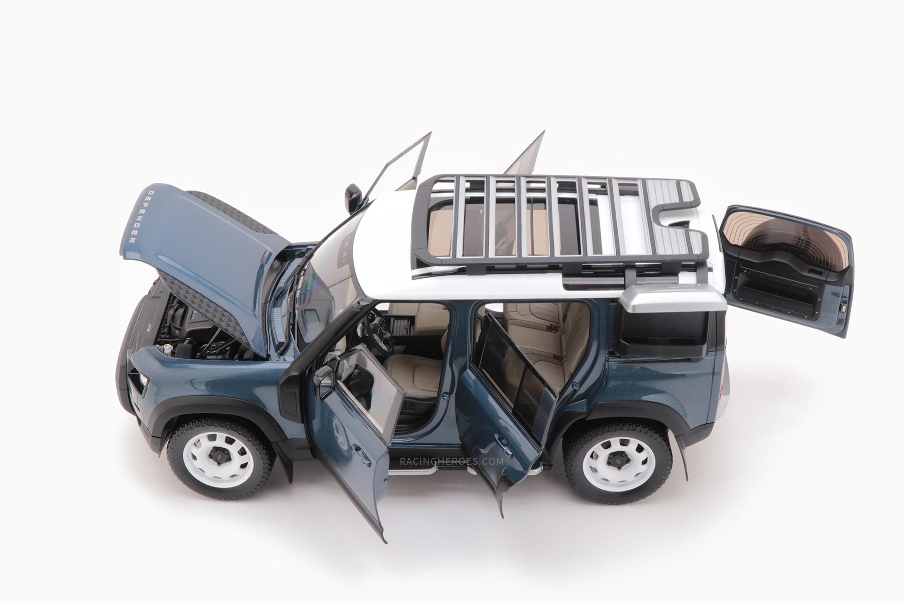 Land Rover Defender 110 - 2020 - Tasman Blue 1/18