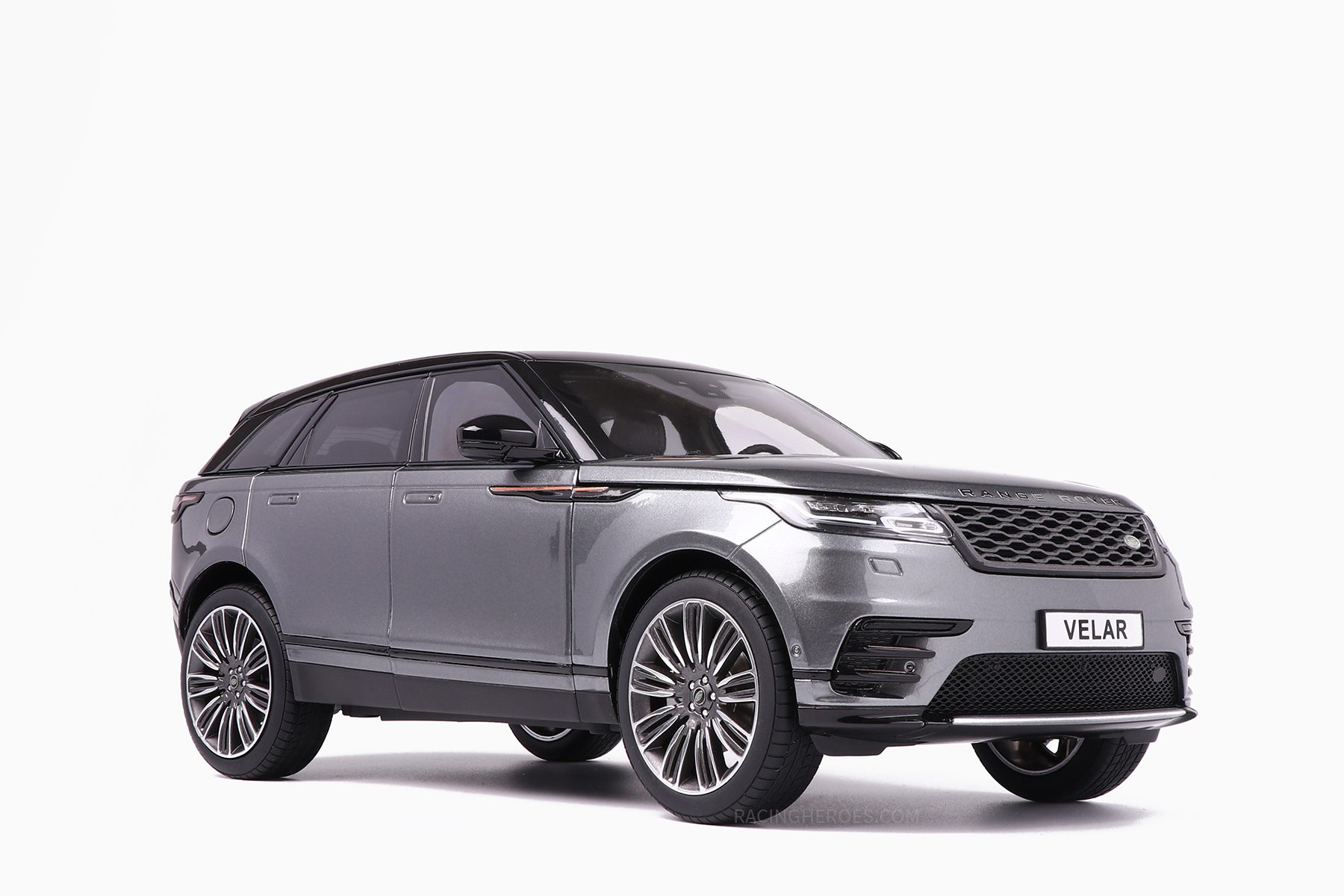 Range Rover Velar First Edition - Gray 1:18 by LCD Models