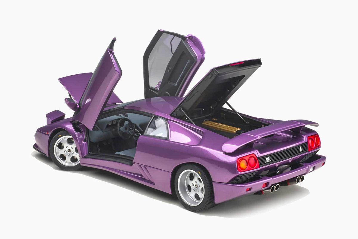 Lamborghini Diablo SE30 Viola Purple 1:18 by AutoArt