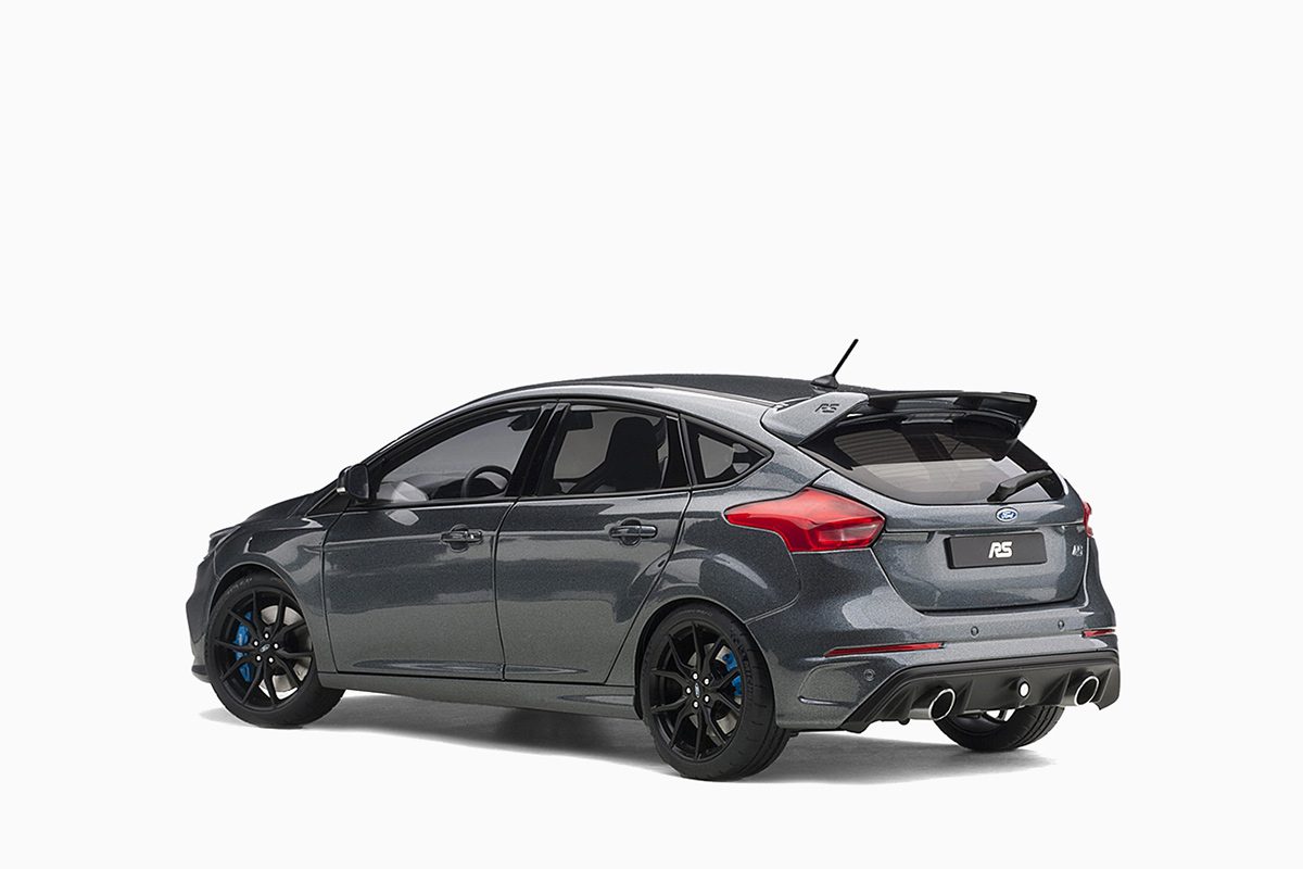 Ford Focus RS 2016, Magnetic Grey 1:18 by AutoArt