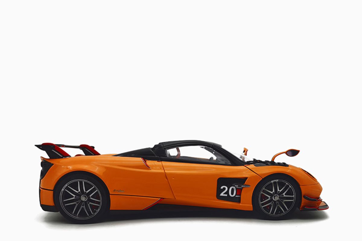 lcd-pagani-bc-roadster-orange-1-18-5